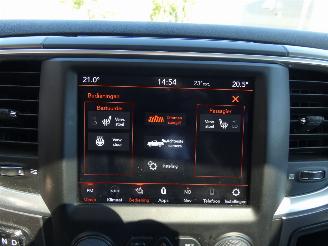 Dodge Ram 1500 SLT 5.7 V8 4X4 CC CLASSIC picture 23