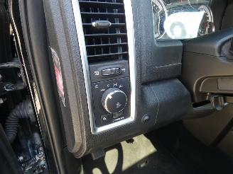 Dodge Ram 1500 SLT 5.7 V8 4X4 CC CLASSIC picture 14