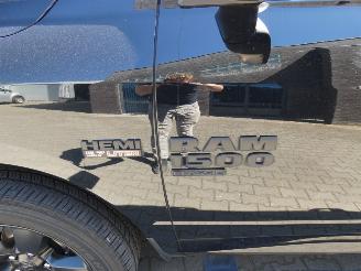 Dodge Ram 1500 SLT 5.7 V8 4X4 CC CLASSIC picture 8