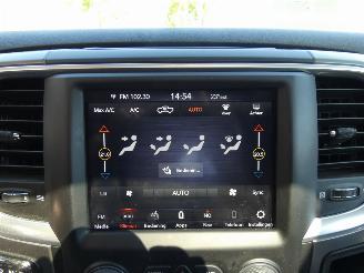 Dodge Ram 1500 SLT 5.7 V8 4X4 CC CLASSIC picture 21