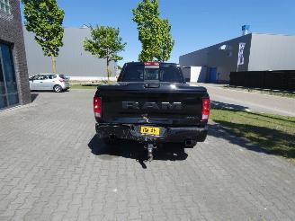 Dodge Ram 1500 SLT 5.7 V8 4X4 CC CLASSIC picture 4