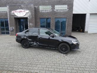  Volkswagen Jetta 1.2 TSI Trendline 2015/1