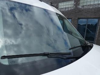Volkswagen Crafter 35 2.0 TDI L3H3 Highline picture 23