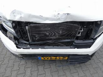 Volkswagen Crafter 35 2.0 TDI L3H3 Highline picture 22
