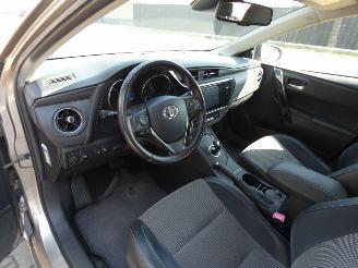 Toyota Auris 1.8 Hybr. Executive picture 10