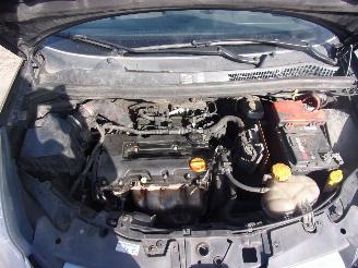 Opel Corsa D Hatchback 1.4 16V Twinport (A14XER(Euro 5)) [74kW] picture 9