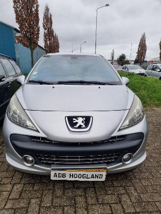 Uttjänta bilar auto Peugeot 207 (WA/WC/WM) Hatchback 1.4 16V (ET3J4(KFU)) [65kW] 2007/1