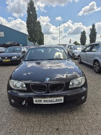 Sloopauto BMW 1-serie (E87/87N) Hatchback 5-drs 118i 16V (N46-B20) [95kW] 5-BAK 2007/1