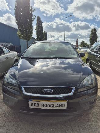  Ford Focus 2 Hatchback 1.6 16V (HWDA(Euro 3)) [74kW] 5-BAK 2006/1