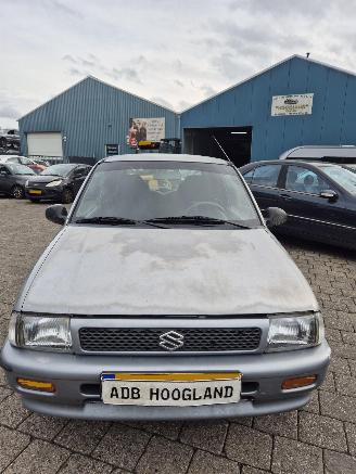  Suzuki Alto (SH410) Hatchback 1.0 16V (G10BB) [43kW] 2001/1