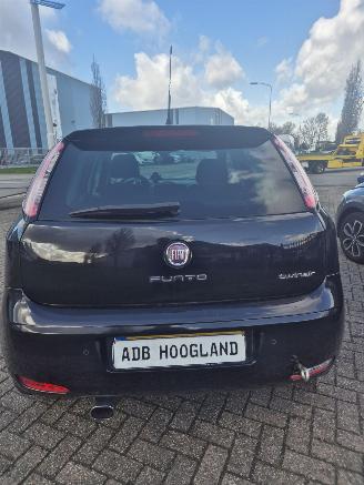 Fiat Punto III (199) Hatchback 0.9 TwinAir Turbo 100 (199.B.7000(Euro 6)) [74kW] 6-BAK picture 4