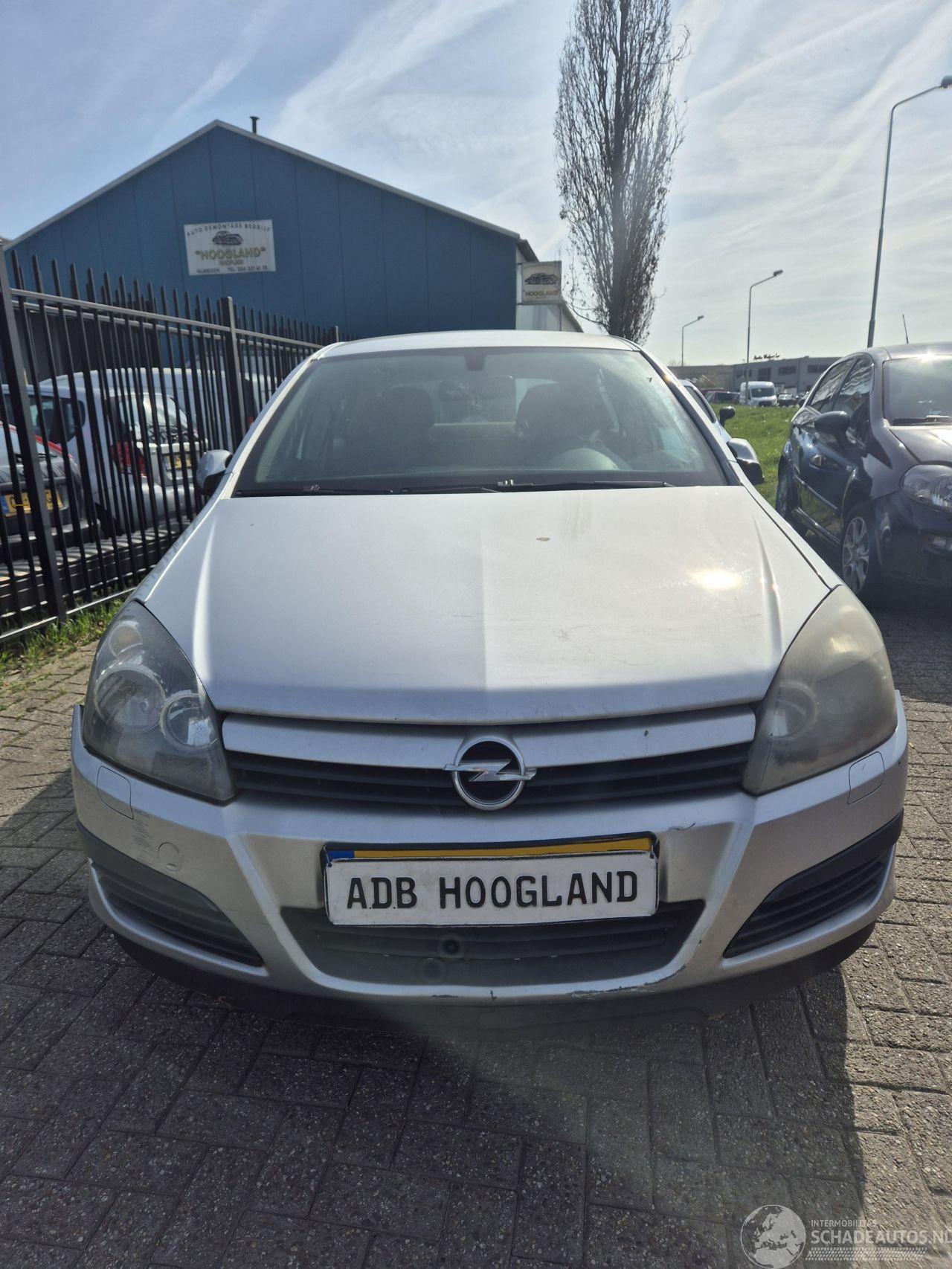 Opel Astra H (L48) Hatchback 5-drs 1.6 16V Twinport (Z16XEP(Euro 4)) [77kW] 5-BAK