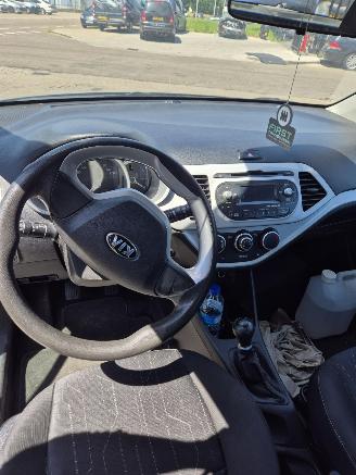 Kia Picanto (TA) Hatchback 1.0 12V (G3LA) [51kW] 5-BAK picture 10