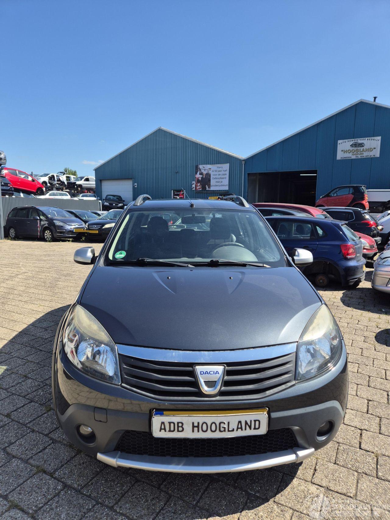 Dacia Sandero I STEPWAY (BS) Hatchback 1.6 (K7M-710) [64kW]