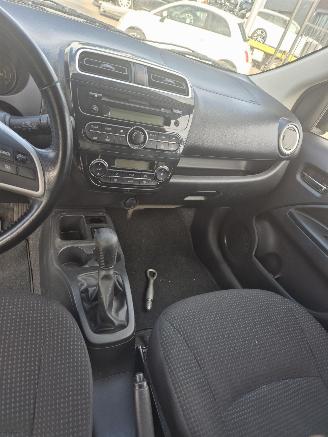 Mitsubishi Space-star (A0) Hatchback 1.2 12V (3A92) [59kW] picture 10