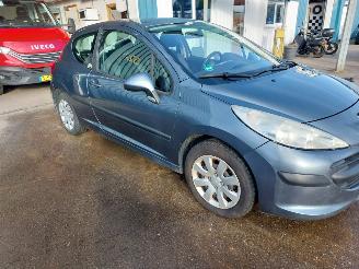 Peugeot 207 207/207+ (WA/WC/WM) Hatchback 1.4 16V (ET3J4(KFU)) [65kW] picture 3