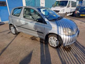 Toyota Yaris Yaris (P1) Hatchback 1.3 16V VVT-i picture 3