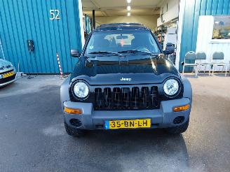 Jeep Cherokee Cherokee/Liberty (KJ) Terreinwagen 2.8 CRD 16V 4x4 Automaat picture 2