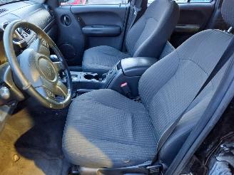 Jeep Cherokee Cherokee/Liberty (KJ) Terreinwagen 2.8 CRD 16V 4x4 Automaat picture 8