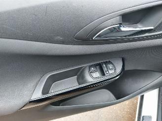 Opel Corsa-E Corsa E Hatchback 1.0 SIDI Turbo 12V picture 7