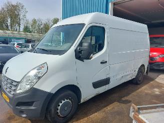 skadebil bedrijf Renault Master Master III  Van 2.3 dCi 16V 2013/12