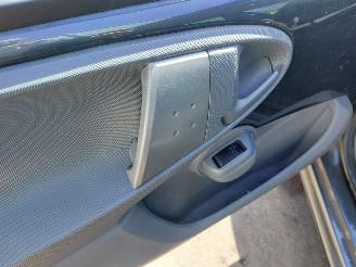 Peugeot 107 107 Hatchback 1.0 12V picture 7