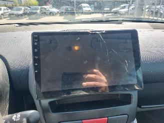 Peugeot 107 107 Hatchback 1.0 12V picture 14