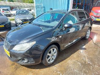 Voiture accidenté Seat Ibiza Ibiza ST (6J8) Combi 1.2 TDI Ecomotive 2011/10