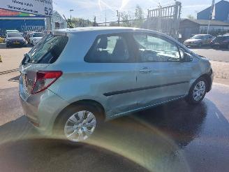 Toyota Yaris Yaris III (P13) Hatchback 1.33 16V picture 6