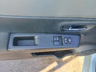 Toyota Yaris Yaris III (P13) Hatchback 1.33 16V picture 7