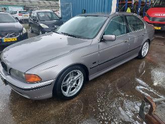 skadebil auto BMW 5-serie 5 serie (E39) Sedan 523i 24V 1998/8