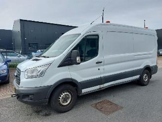 krockskadad bil auto Ford Transit Transit Van 2.2 TDCi 16V RWD 2015/1