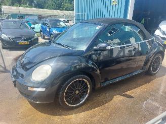 damaged passenger cars Volkswagen New-beetle New Beetle (1Y7) Cabrio 1.6 2007/10
