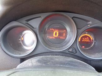 Citroën C4 Berline (NC) Hatchback 5-drs 1.6 16V VTi (EP6C(5FS)) picture 8
