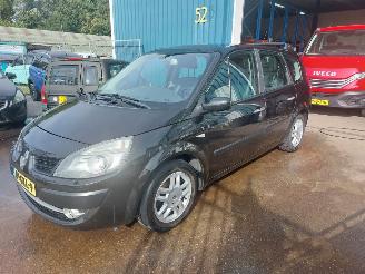 Damaged car Renault Grand-scenic Grand Scénic II (JM) MPV 1.9 dCi 130 2008/7