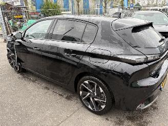 Schadeauto Peugeot 308 1.6 Hybrid 110KW Autom. Clima Navi Led GT Pack Business 2022/8