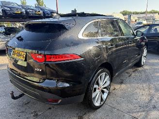 uszkodzony samochody osobowe Jaguar F-Pace 2.0D 132KW Autom. Pano Clima Navi AWD Portfolio NAP 2017/1