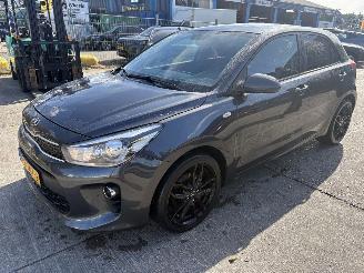 Avarii autoturisme Kia Rio 1.0 TGDI 74KW ComfortPlusLine Navigator Clima Navi Led Xenon NAP 2017/9