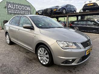 Damaged car Seat Toledo 1.2 TSI 77KW Navi Clima Businessline High NAP 2013/11
