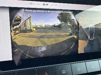 MG MG4 64 kWh 150KW Electric Luxury Navi Clima 360View NAP picture 15