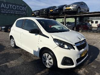 skadebil auto Peugeot 108 1.0 E-VTI 50KW Airco Led Active 5-Drs NAP 2016/8