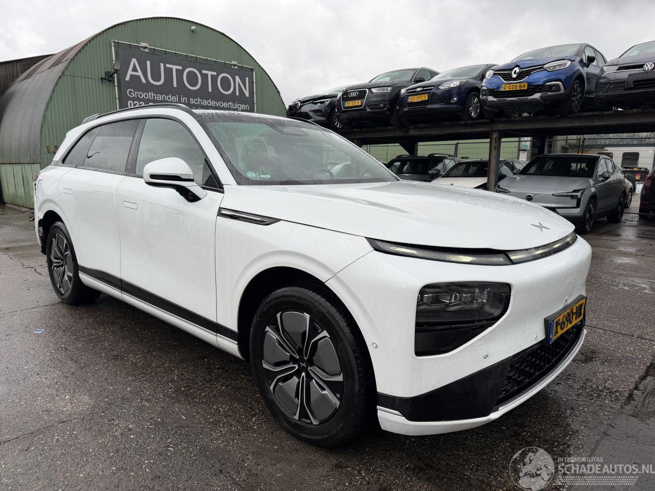 Xpeng G9 98 kWh Long Range 230KW RWD Pano Clima Navi NAP