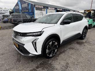 Schadeauto Renault Scenic EV60 E-Tech 60kWh 125KW Clima Navi Comfort Range Techno NAP 2024/9