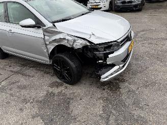 Volkswagen Polo 1.0 TSI 70KW DSG Clima Navi Comdortline NAP picture 17