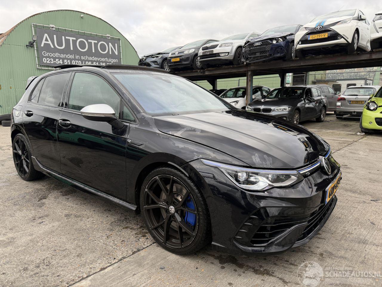 Volkswagen Golf 2.0 R TSI 320PK Pano Clima Navi 4Motion Led Xenon Camera