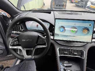 BYD Seal U 1.5 DM-I FWD Comfort Plug-In Hybrid Clima Navi Pano HUD picture 13