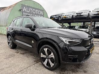 krockskadad bil auto Volvo XC40 70 kWh 170KW Autom. Clima Navi Camera Recharge Plus NAP 2022/11