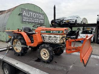 krockskadad bil auto Toyota 1000 KUBOTA B1502-M SNEEUWSCHUIVER 1100 UUR! 2005/1