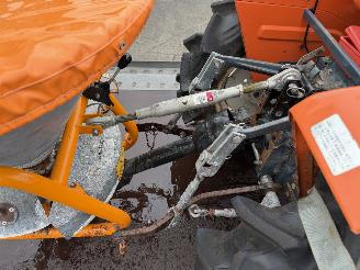 Toyota 1000 KUBOTA B1502-M SNEEUWSCHUIVER 1100 UUR! picture 14