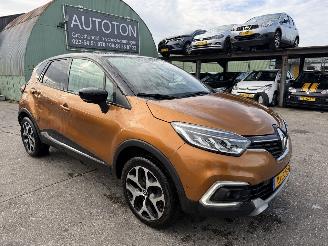 damaged passenger cars Renault Captur 0.9 TCE 66KW Clima Navi Intens Led Camera NAP 2017/12